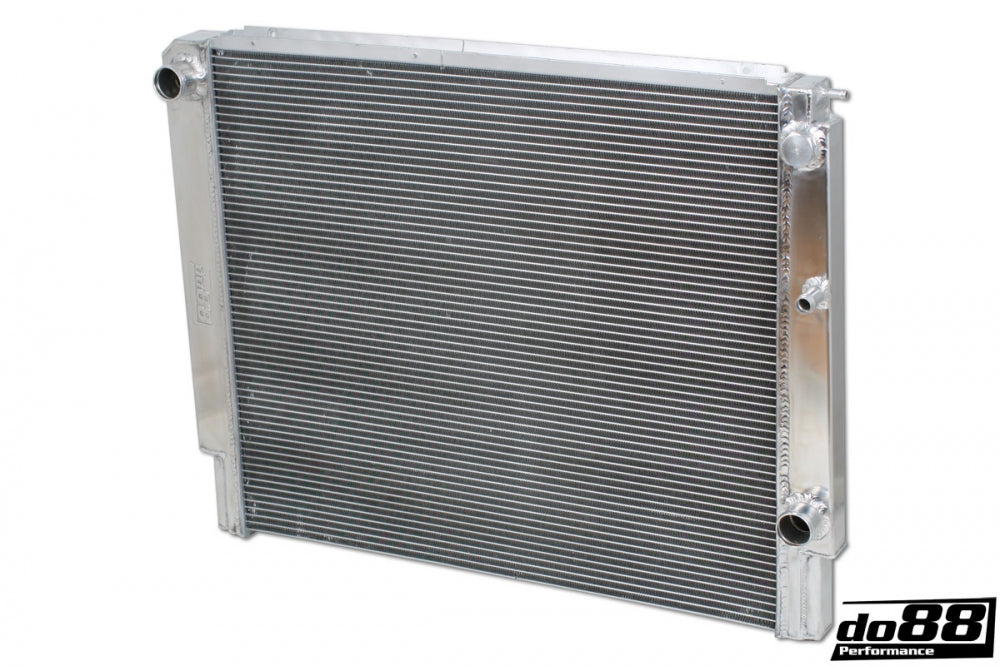 8940 Radiator Volvo 740 940 960 Manual 92-98 Radiator – NordicSpeed